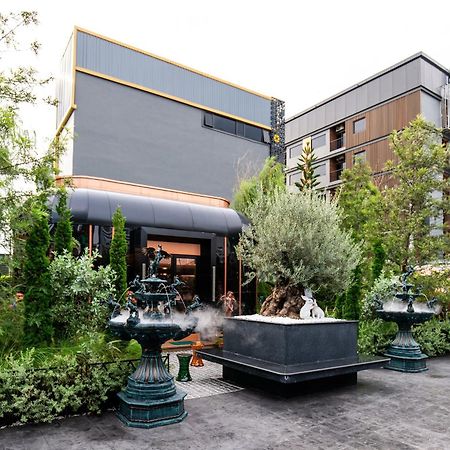 The One Smart Living Hotel Bangkok Exterior photo