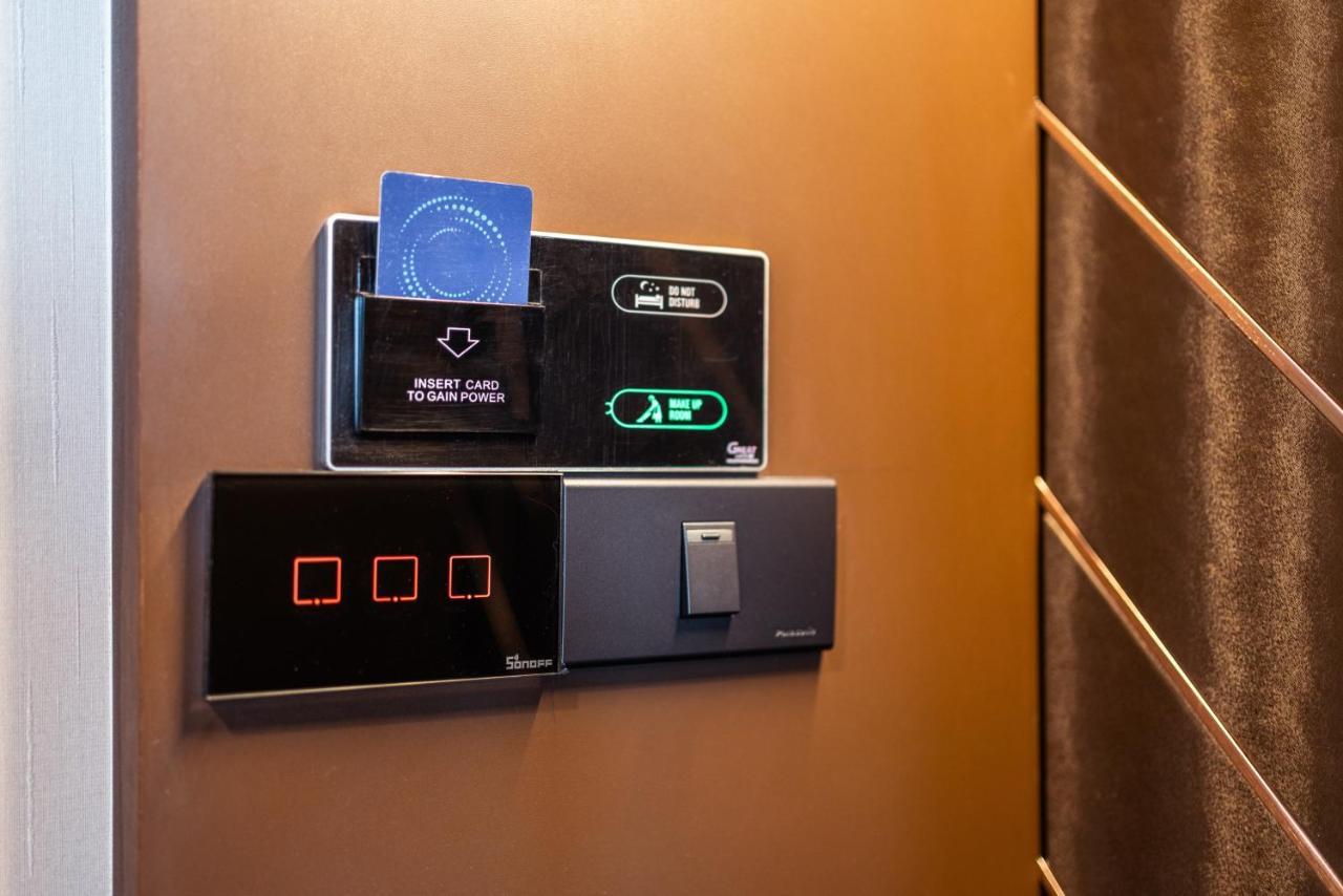 The One Smart Living Hotel Bangkok Exterior photo