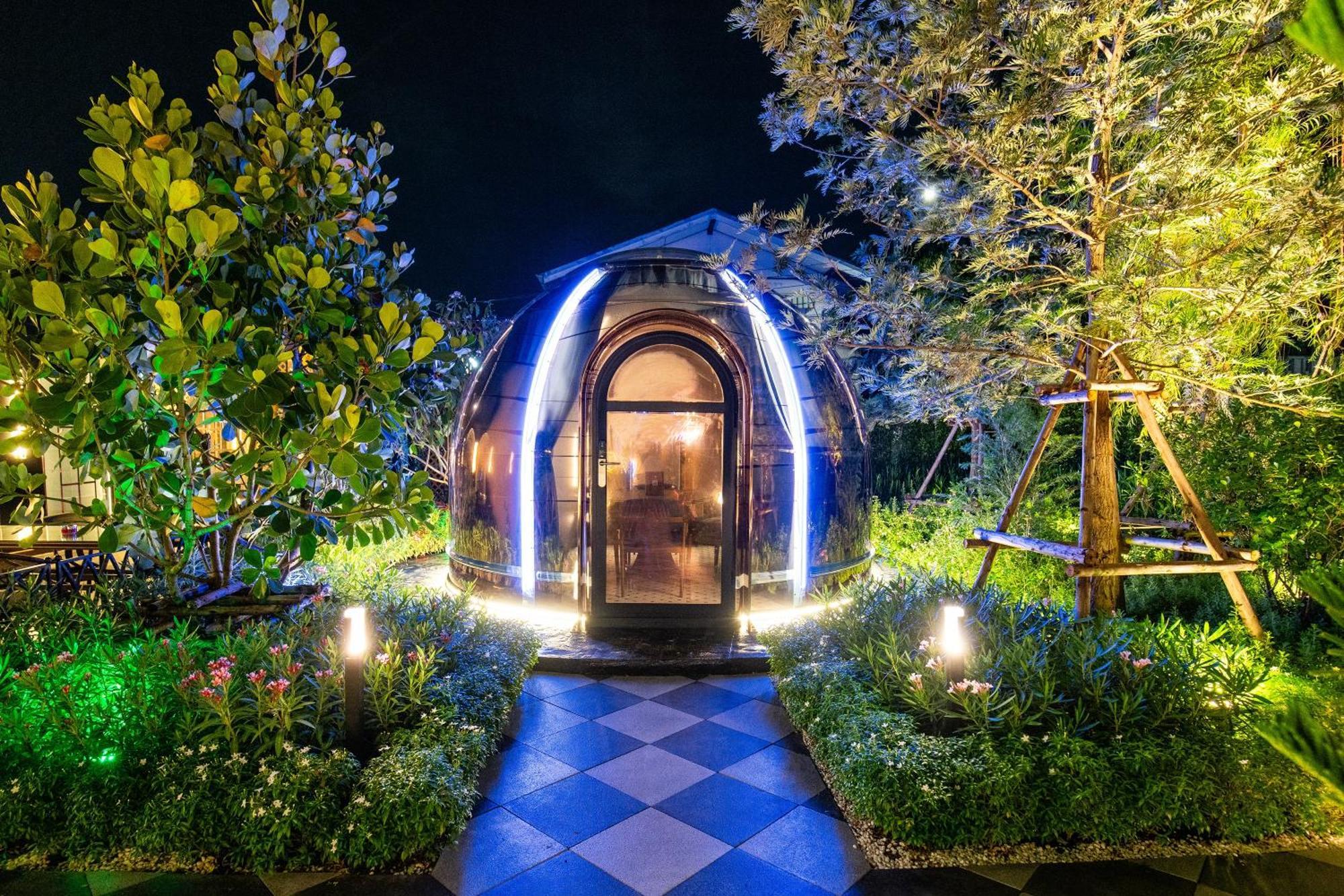 The One Smart Living Hotel Bangkok Exterior photo