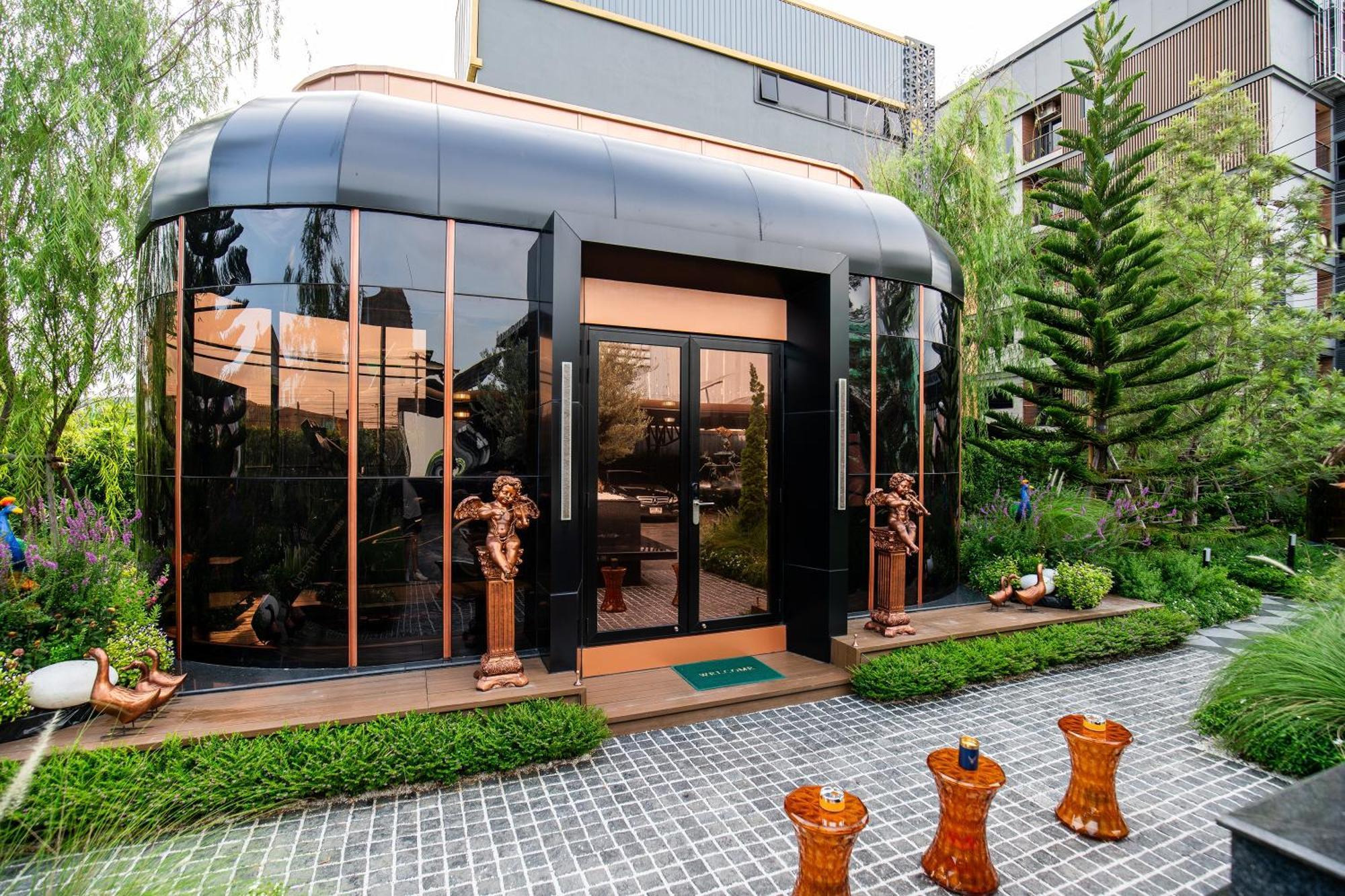The One Smart Living Hotel Bangkok Exterior photo