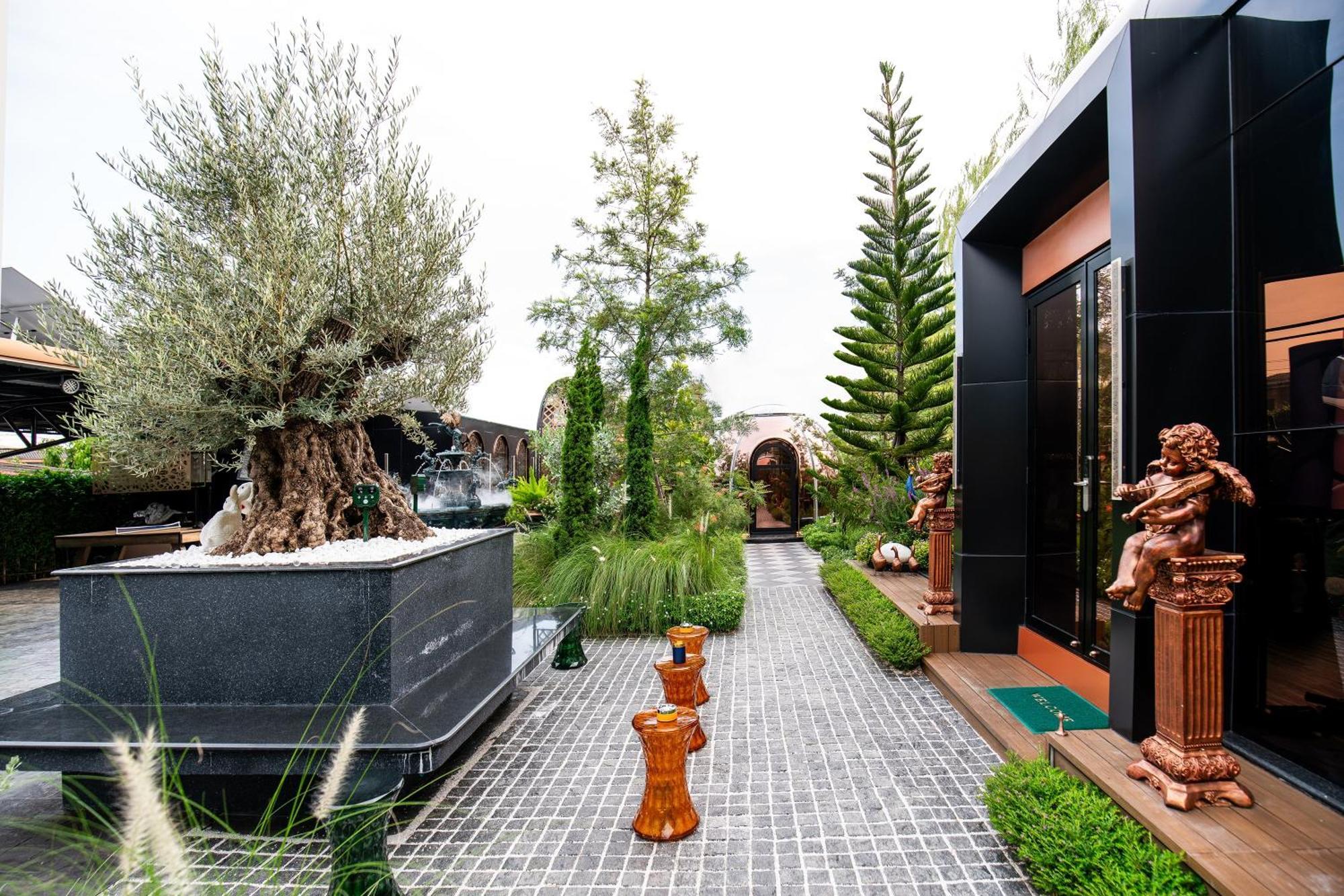 The One Smart Living Hotel Bangkok Exterior photo