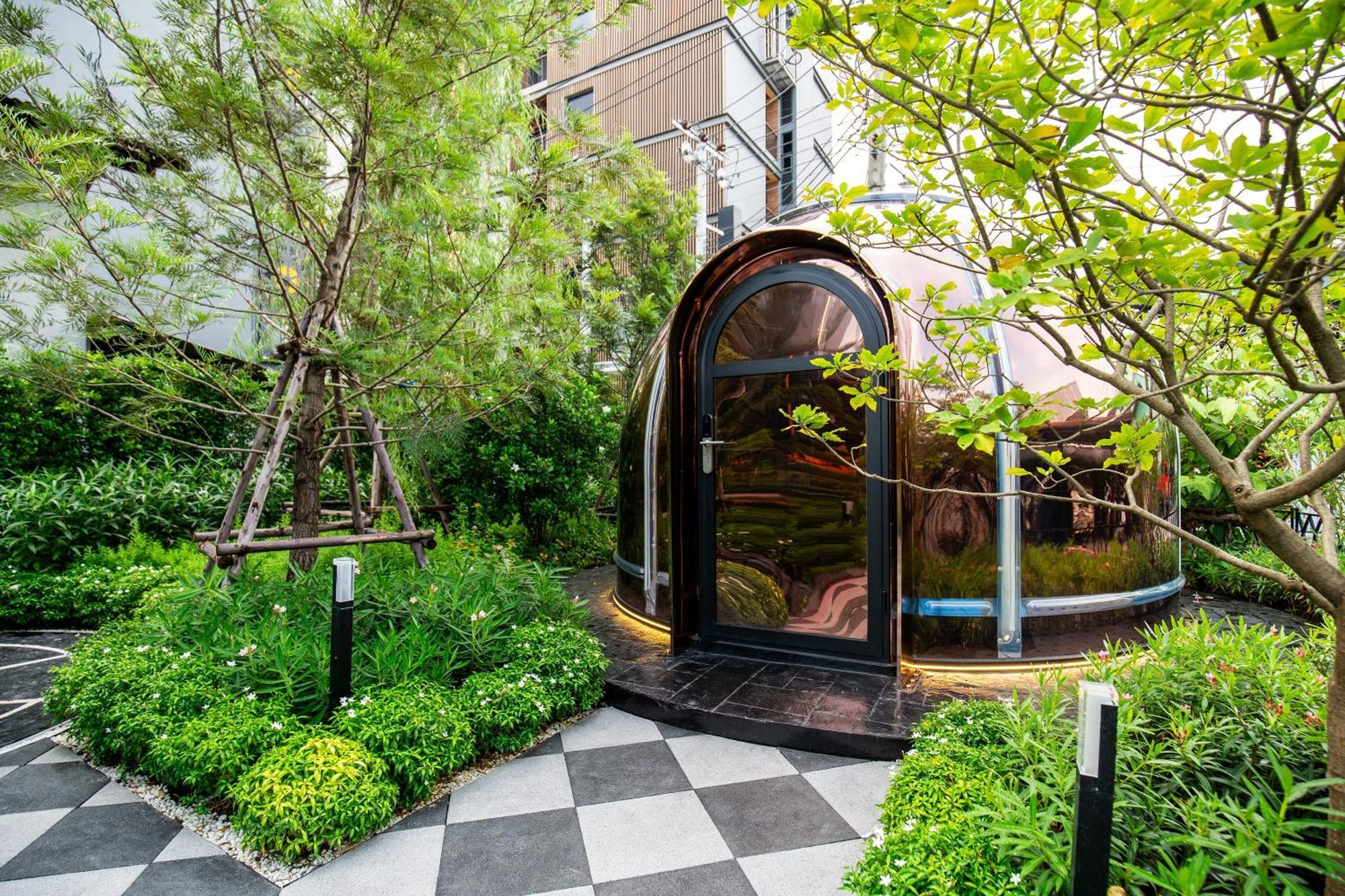 The One Smart Living Hotel Bangkok Exterior photo
